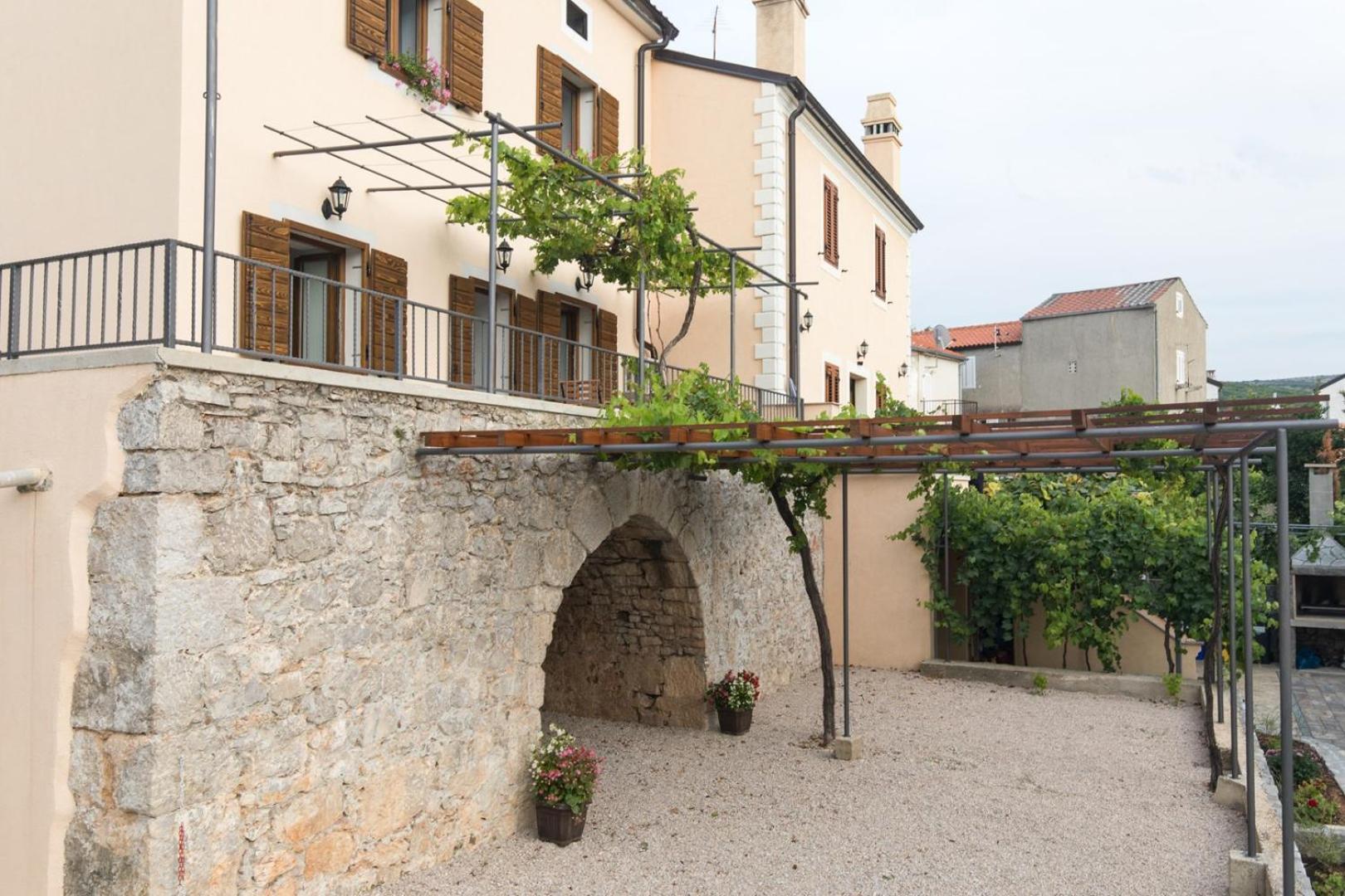 Apartments Gabi Punat Exterior foto